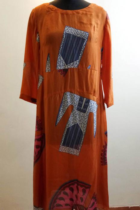 DRESS