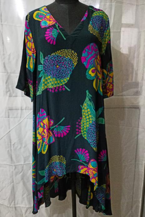 V neck dress