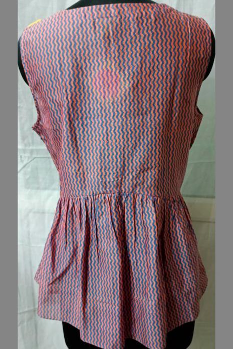 DINESWRI TOP